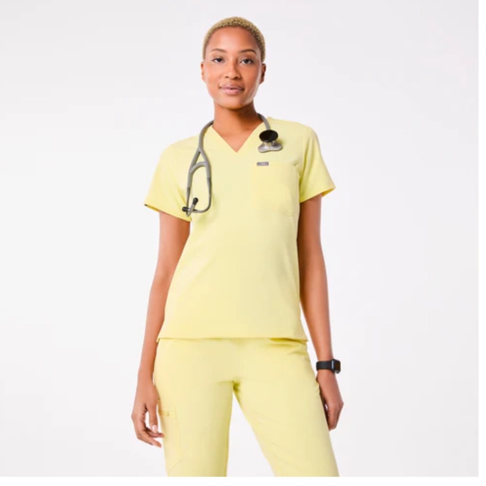 Figs Sunlight Short Sleeve Scrub Top